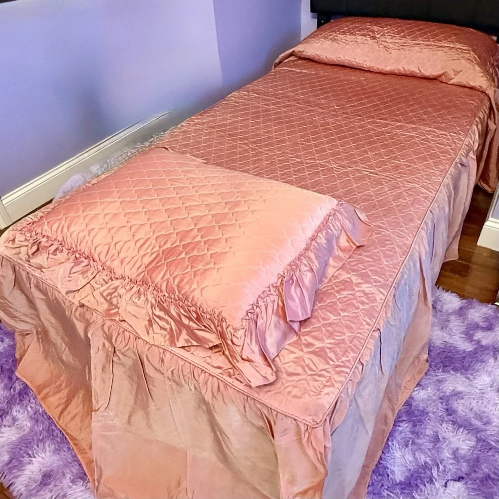 VTG‎ 50s MCM Hollywood Regency Pink Quilted Top Ruffle Sides TWIN Bedspread Sham